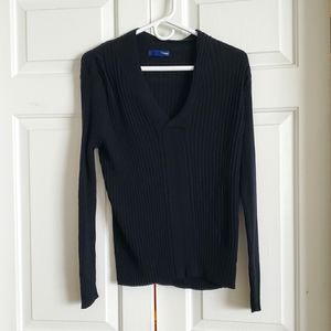 V neck ribbed sweater